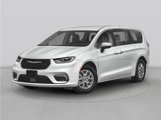 Used 2024 Chrysler Pacifica Touring-L FWD video 1