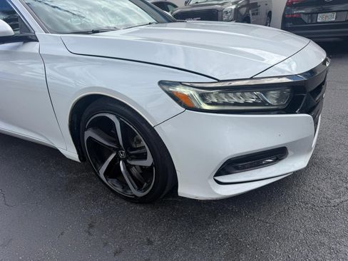 Used 2020 Honda Accord Sport image 10