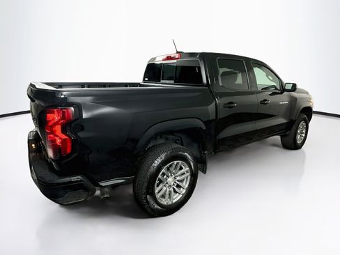 Used 2024 Chevrolet Colorado LT w/ LT Convenience Package II RWD image 9
