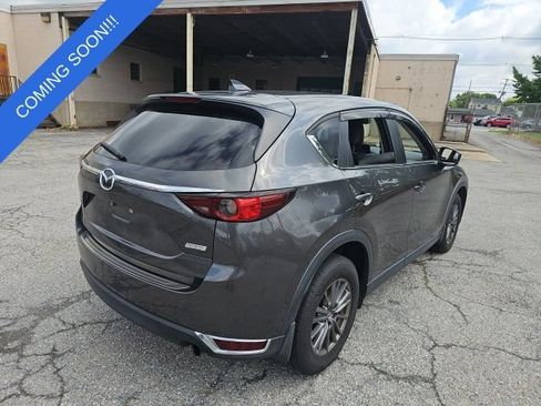 Used 2017 MAZDA CX-5 Touring w/ Preferred Equipment Package AWD/4WD image 2