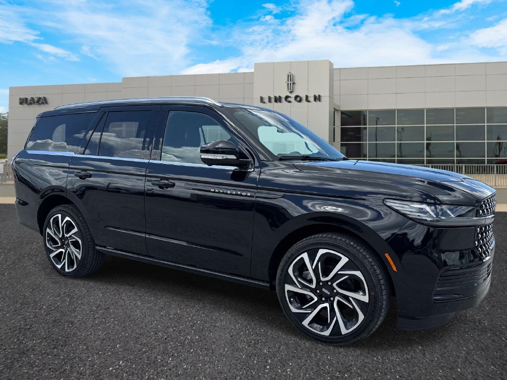New 2026 Lincoln Navigator Black Label AWD/4WD image 1