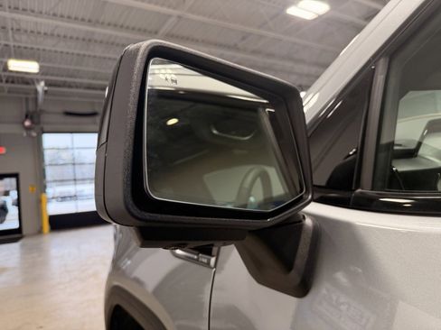 Used 2025 GMC Sierra 1500 AT4 w/ AT4 Premium Package image 16