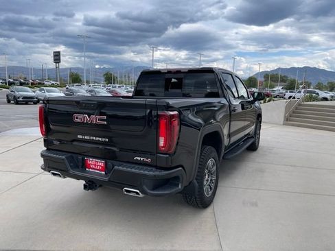 Certified 2024 GMC Sierra 1500 AT4 w/ Technology Package AWD/4WD image 5