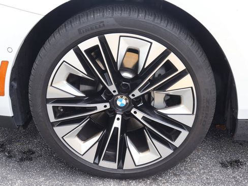 Used 2026 BMW 530i RWD image 39