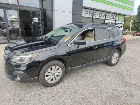 Used 2019 Subaru Outback 2.5i Premium w/ Popular Package #2 AWD/4WD image 3
