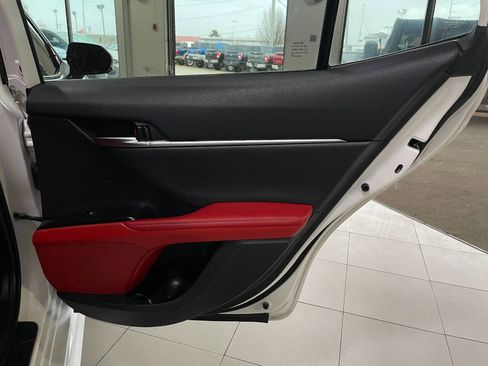 Used 2020 Toyota Camry XSE image 22