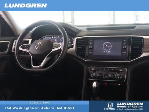 Used 2021 Volkswagen Atlas SEL AWD/4WD image 4