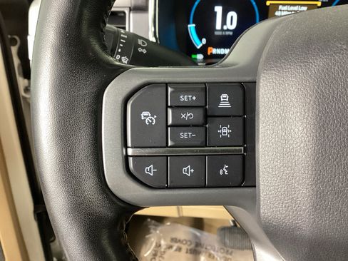 Used 2022 Ford F150 Lariat w/ Equipment Group 502A High AWD/4WD image 24