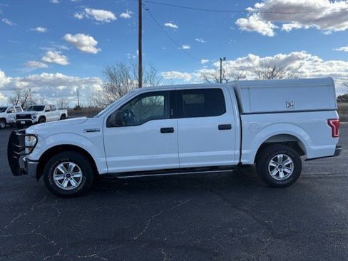 Used 2015 Ford F150 XLT w/ Trailer Tow Package image 3