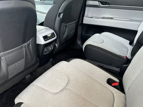 Used 2021 Hyundai Palisade SEL w/ Convenience Package AWD/4WD image 4