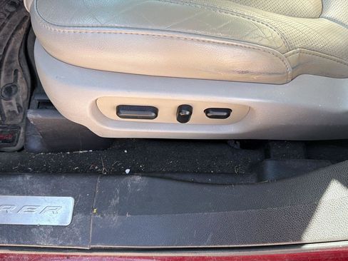 Used 2015 Ford Explorer Limited w/ Equipment Group 301A image 22