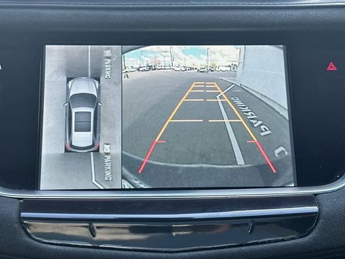 Used 2017 Cadillac XT5 Platinum AWD/4WD image 21