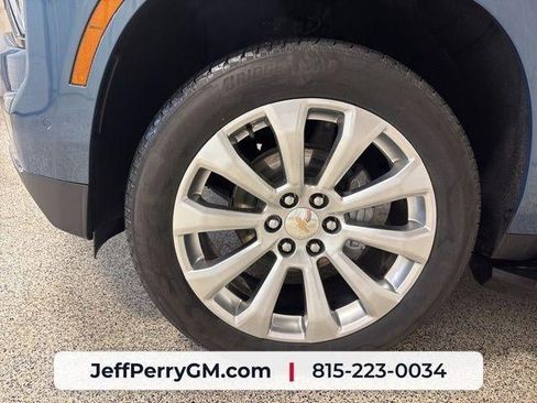 Used 2025 Chevrolet Tahoe Premier w/ Sun And Tow Package AWD/4WD image 37