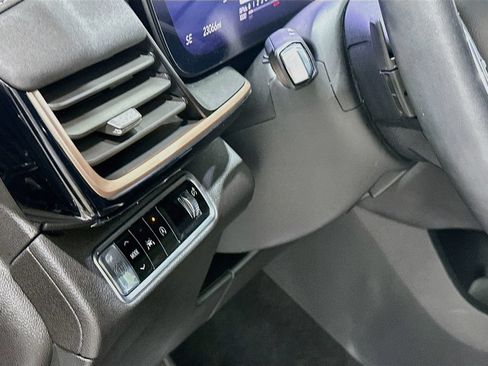 Used 2024 Buick Envision Sport Touring AWD/4WD image 10