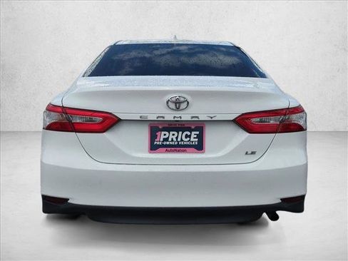 Certified 2019 Toyota Camry LE FWD image 8