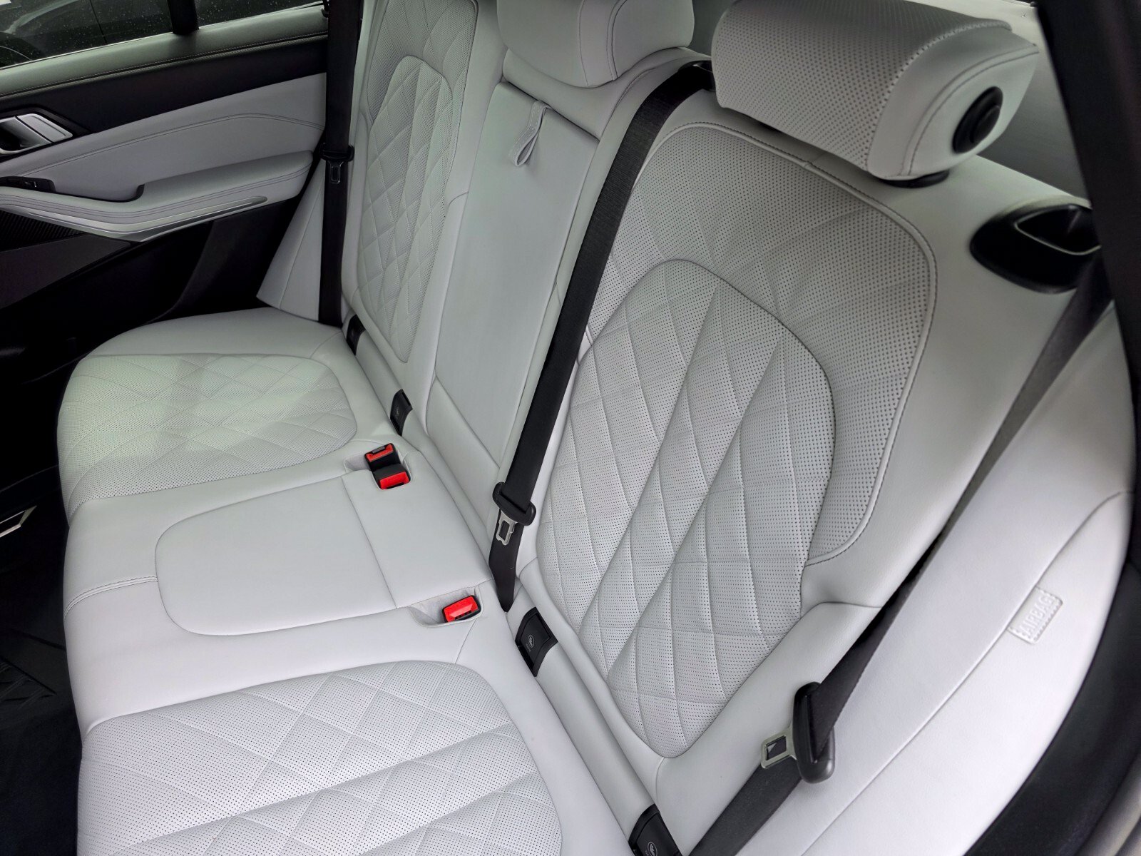 Used 2025 BMW X5 M60i w/ Climate Comfort Package AWD/4WD image 16