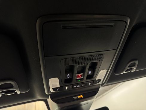 Used 2025 Acura ADX A-Spec image 34