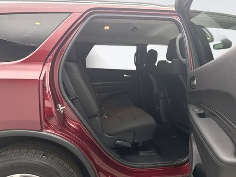 Used 2021 Dodge Durango SXT image 17