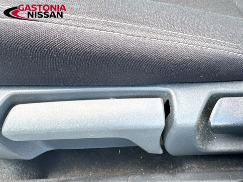 Used 2023 Nissan Rogue S FWD image 25