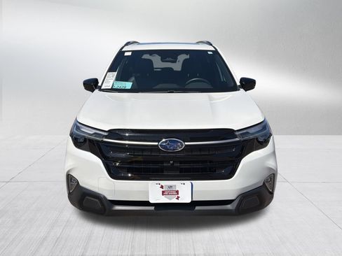 Used 2026 Subaru Forester Touring AWD/4WD image 2