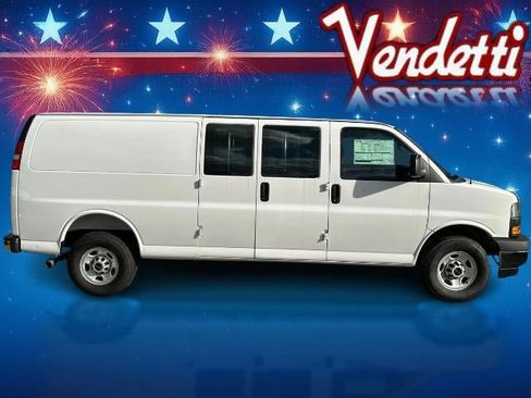 New 2025 GMC Savana 3500 Extended w/ Driver Convenience Package image 4