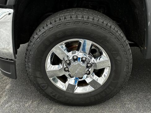Used 2018 GMC Sierra 2500 SLE w/ HD SLE Preferred Plus Package AWD/4WD image 39
