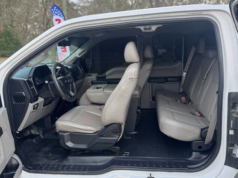 Used 2017 Ford F150 XL w/ Equipment Group 101A Mid image 14