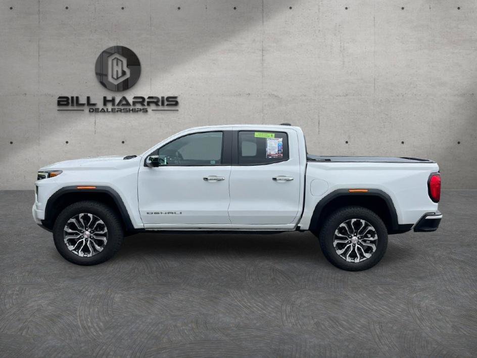 Used 2025 GMC Canyon Denali AWD/4WD image 2