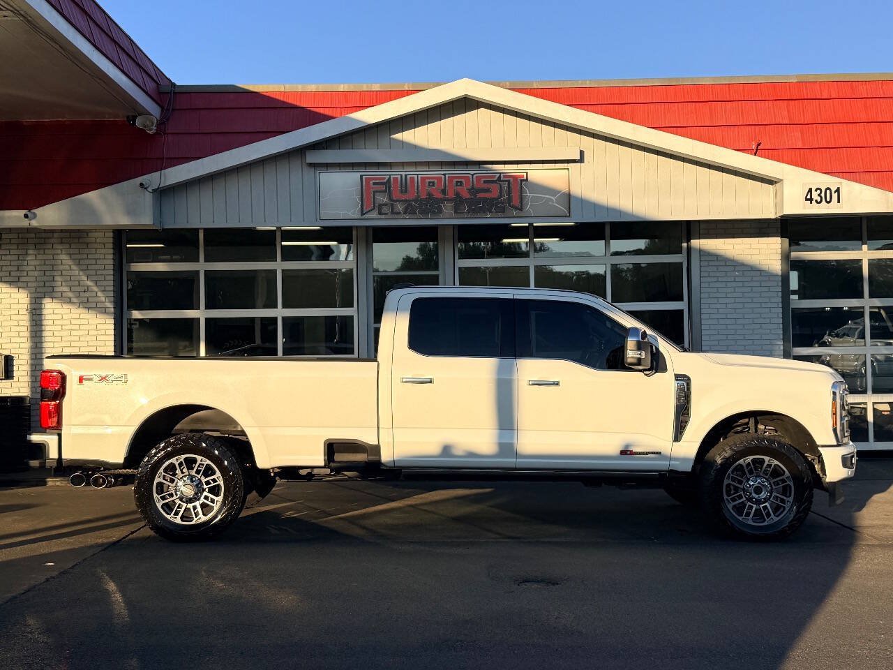 Used 2024 Ford F350 Limited w/ FX4 Off-Road Package AWD/4WD image 2