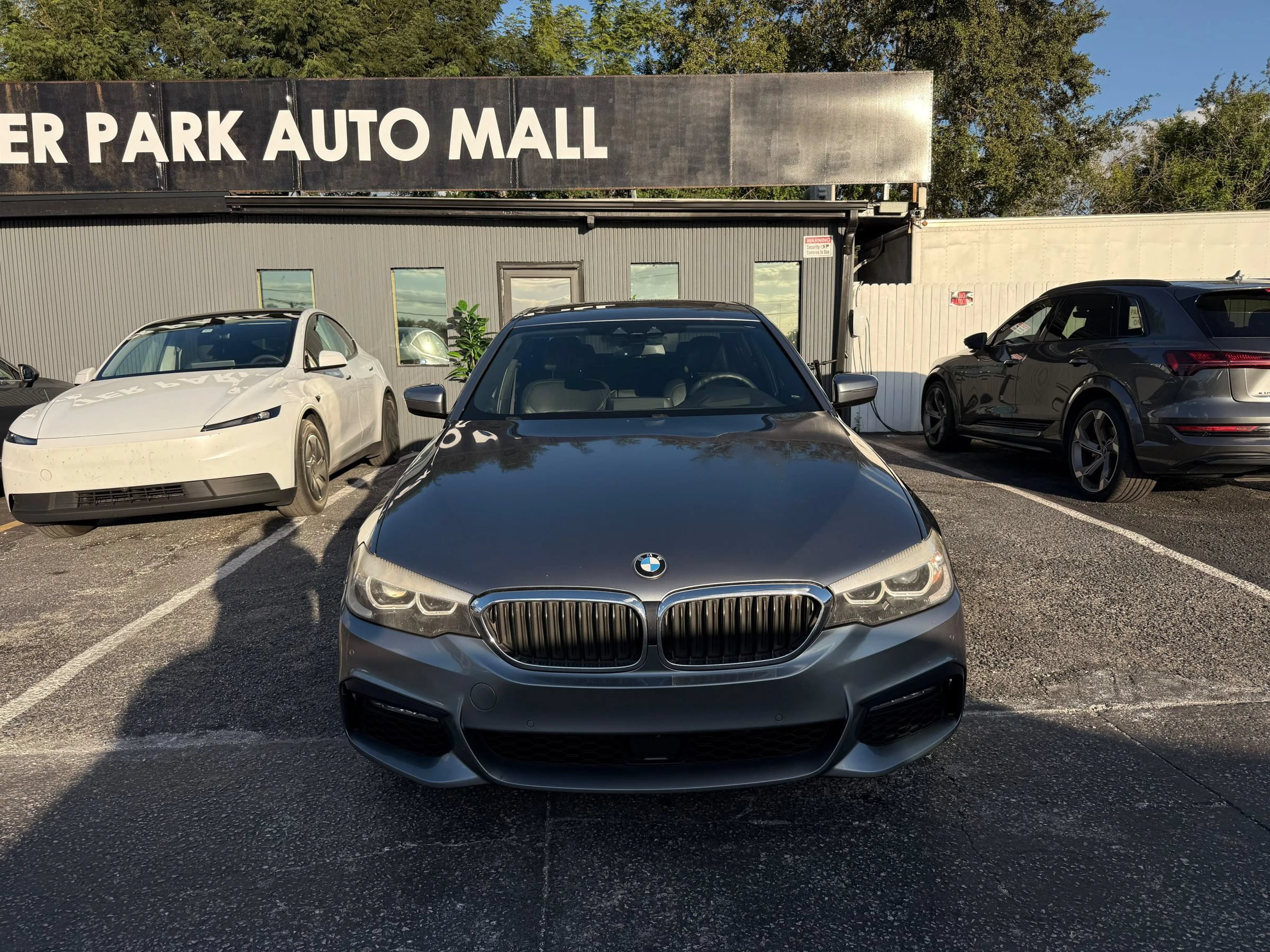 Used 2018 BMW 530e RWD image 2