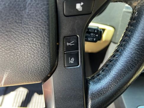 Used 2019 Toyota Sequoia Platinum w/ Carpet Mat Package (TMS) AWD/4WD image 42