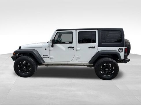 Used 2013 Jeep Wrangler Unlimited Sport AWD/4WD image 4