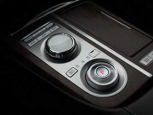 Used 2024 Genesis G80 image 51