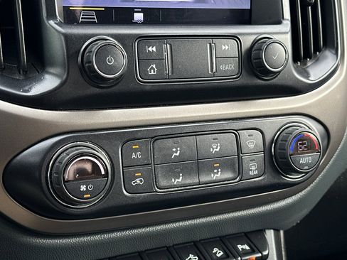 Used 2020 Chevrolet Colorado Z71 image 26