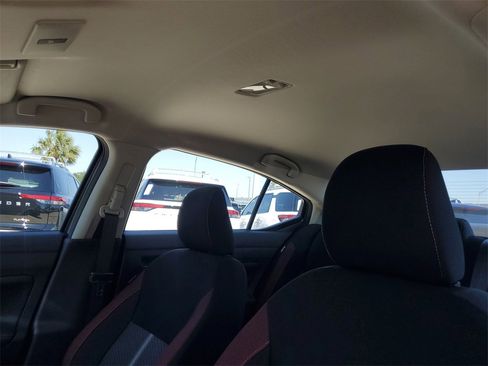 New 2025 Nissan Versa SR w/ Trunk Package image 9