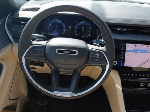 New 2026 Jeep Grand Cherokee Limited w/ Trailer Tow Package image 38