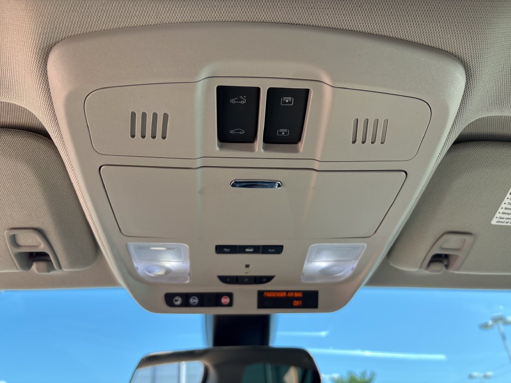 Used 2020 Buick Envision Preferred AWD/4WD image 35