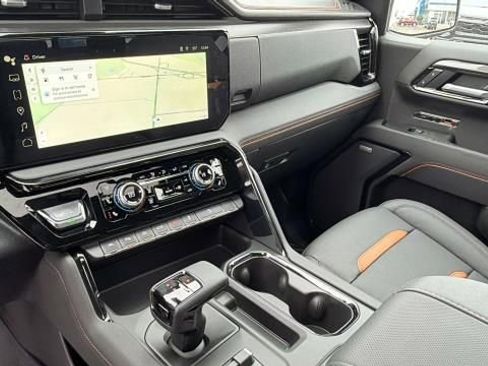 New 2026 GMC Sierra 1500 AT4 w/ AT4 Premium Package AWD/4WD image 19