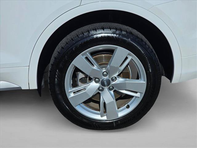 Used 2018 Audi Q5 2.0T Premium Plus w/ Premium Plus Package AWD/4WD image 9