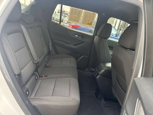 Used 2025 Chevrolet Equinox LT AWD/4WD image 26