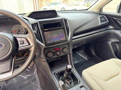 Used 2019 Subaru Impreza 2.0i image 14