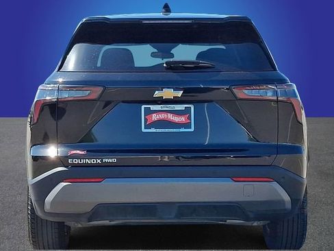 Used 2025 Chevrolet Equinox LT AWD/4WD image 5