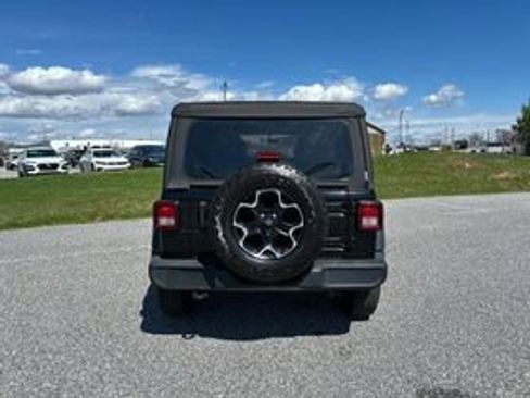 Used 2021 Jeep Wrangler Unlimited Sport image 6