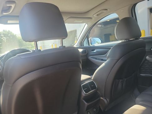 Used 2020 Hyundai Santa Fe SEL w/ Convenience + Premium Package FWD image 20