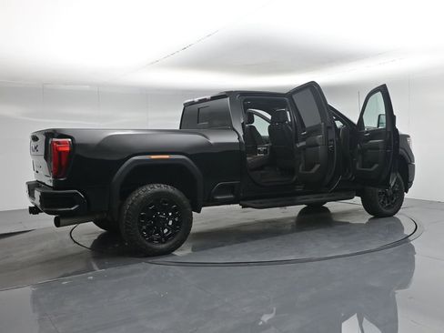 Used 2020 GMC Sierra 2500 AT4 w/ AT4 Preferred Package image 6