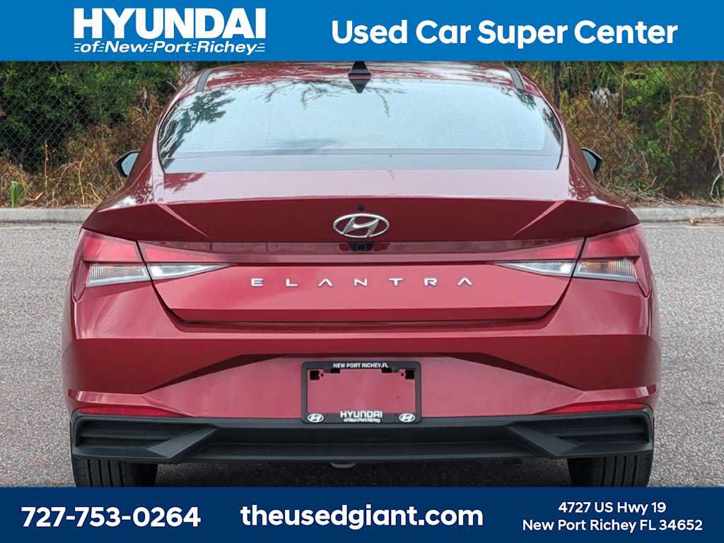 Certified 2023 Hyundai Elantra SEL w/ Convenience Package FWD image 4