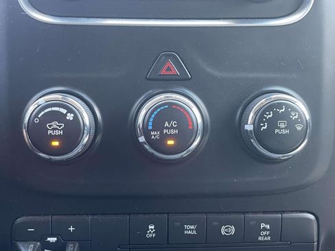 Used 2017 RAM 3500 Tradesman w/ Chrome Appearance Group AWD/4WD image 27