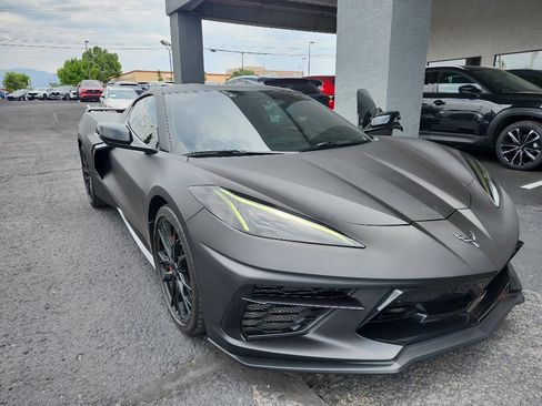 Used 2023 Chevrolet Corvette Stingray Premium Cpe w/ Z51 Performance Package RWD image 34