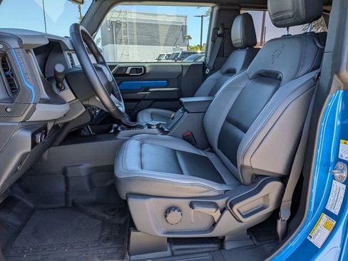 Used 2024 Ford Bronco Black Diamond AWD/4WD image 14