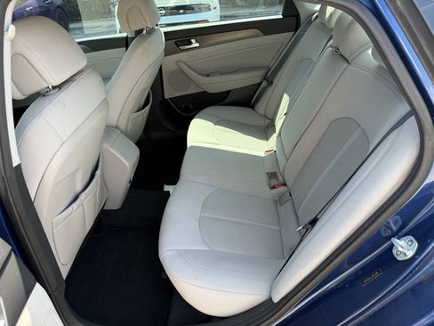 Used 2015 Hyundai Sonata Sport FWD image 11